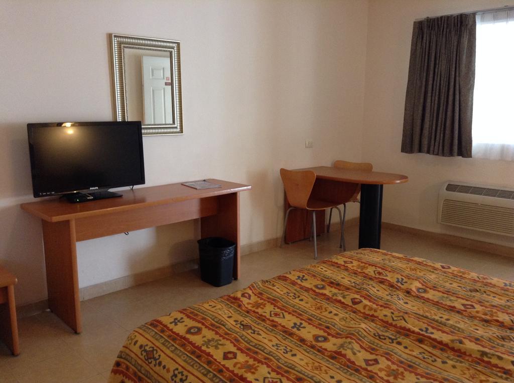 Hotel Del Sol Guaymas Kamer foto